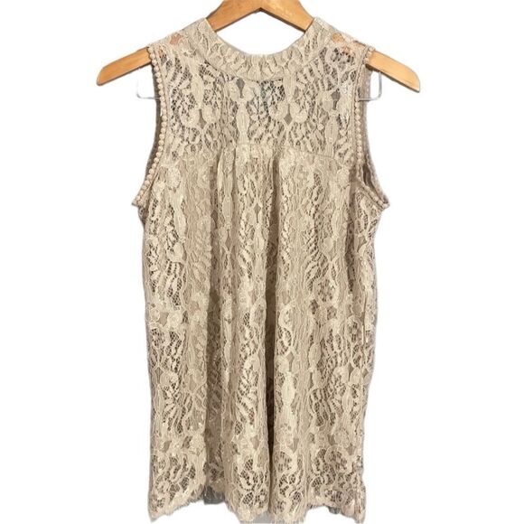 eve & maddie Tops - Eve & Maddie Lace Sleeveless Top Champagne Tan Size S